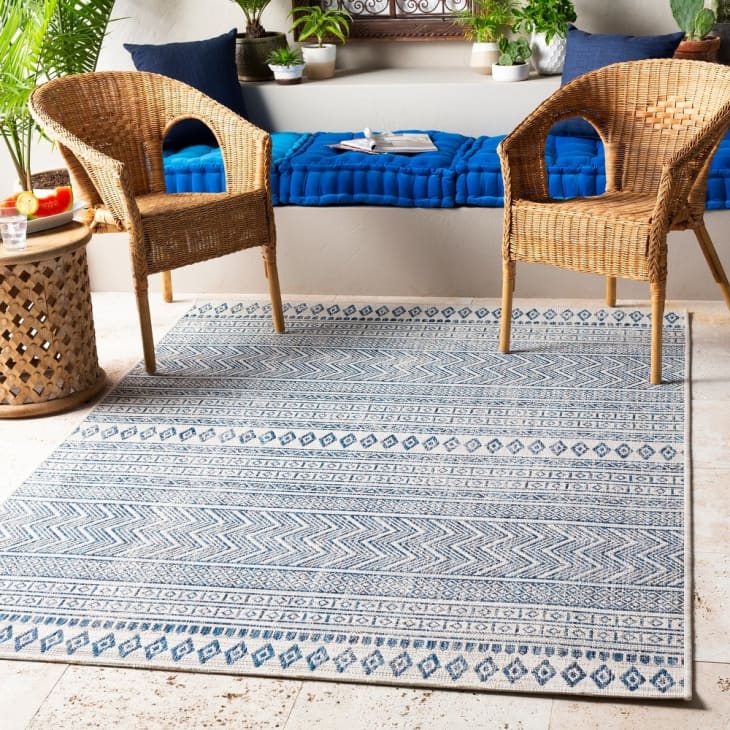 10 Best Indoor Outdoor Rugs 2020 Apartment Therapy